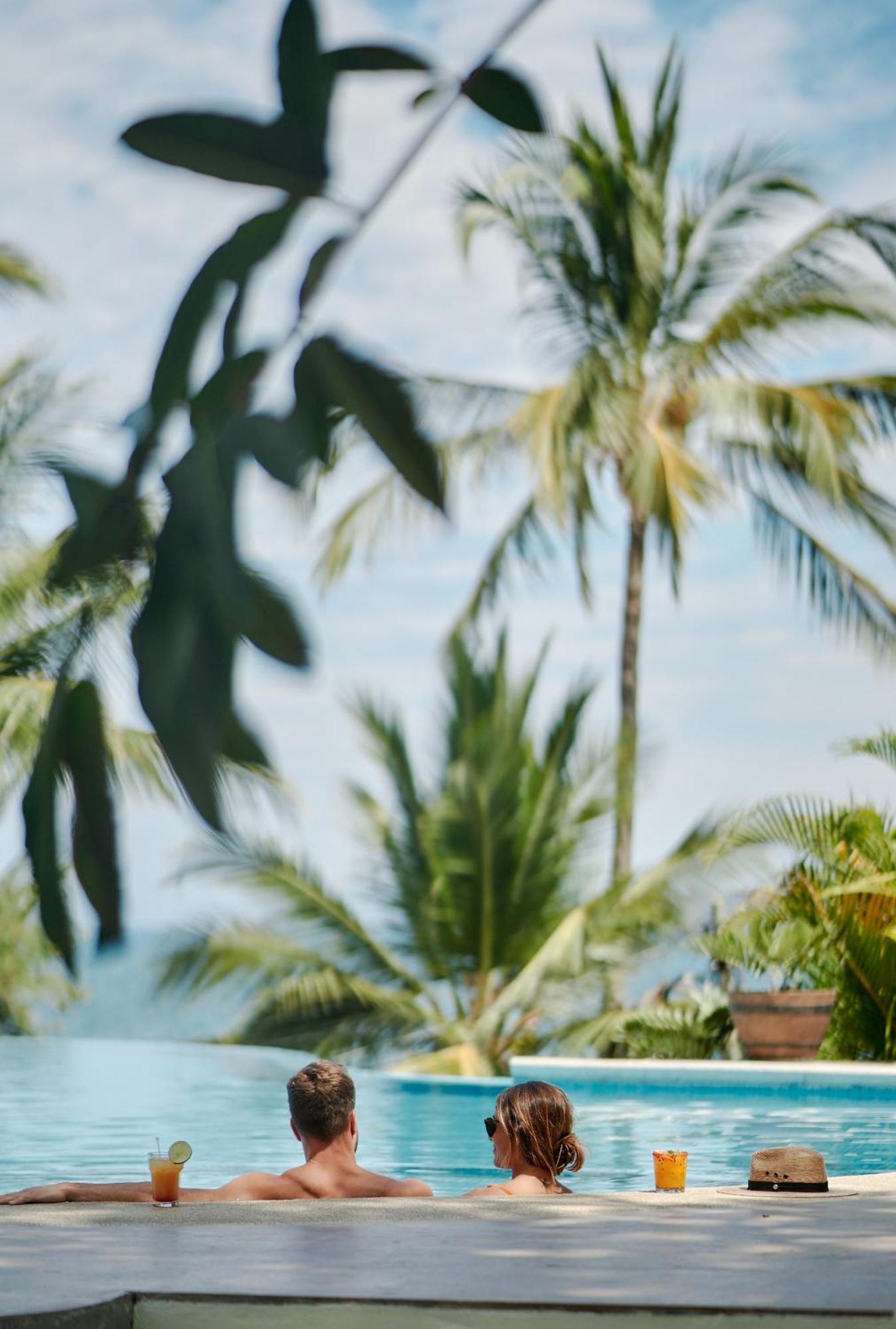 Ysuri Sayulita - Beachfront Hotel ภายนอก รูปภาพ