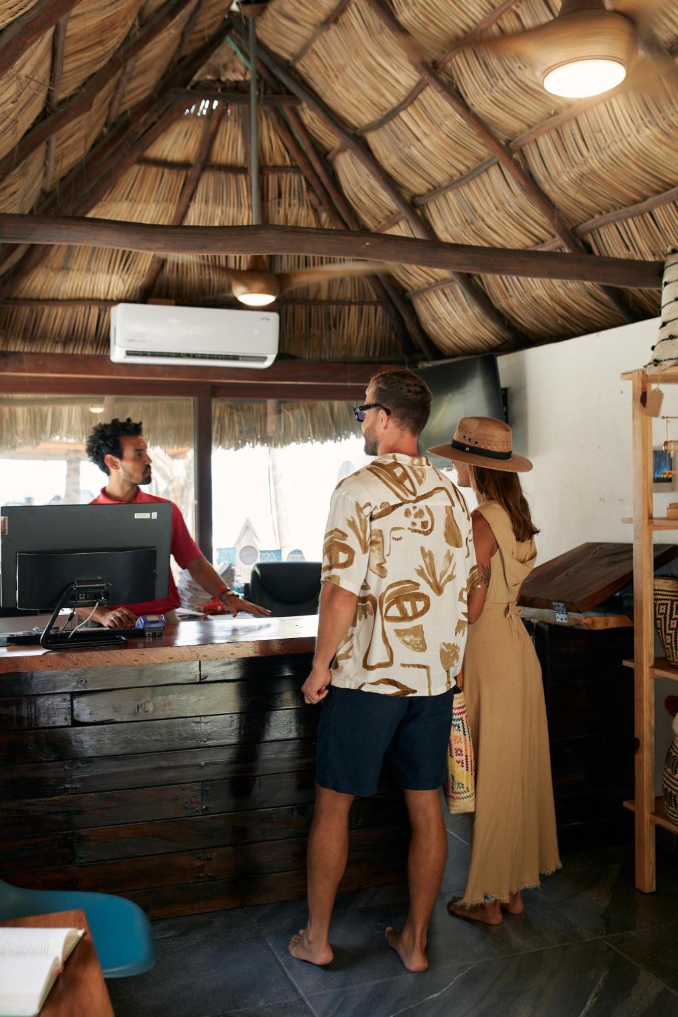 Ysuri Sayulita - Beachfront Hotel ภายนอก รูปภาพ